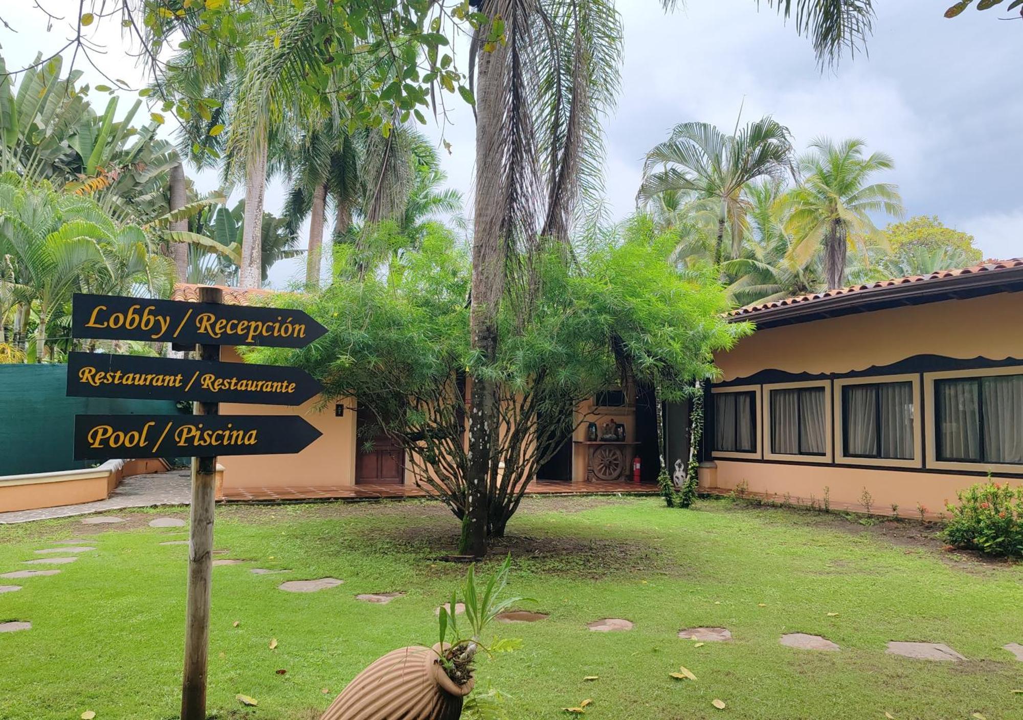 Marenaz Oceanfront Resort Esterillos Este Eksteriør bilde